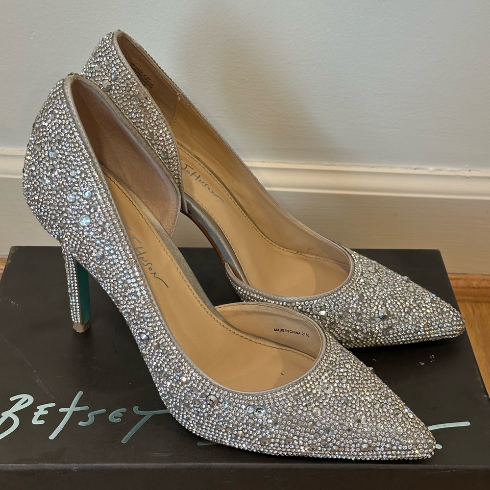 Betsy Johnson Silver High Heels stiletto Pumps Hazel - Picture 3 of 5